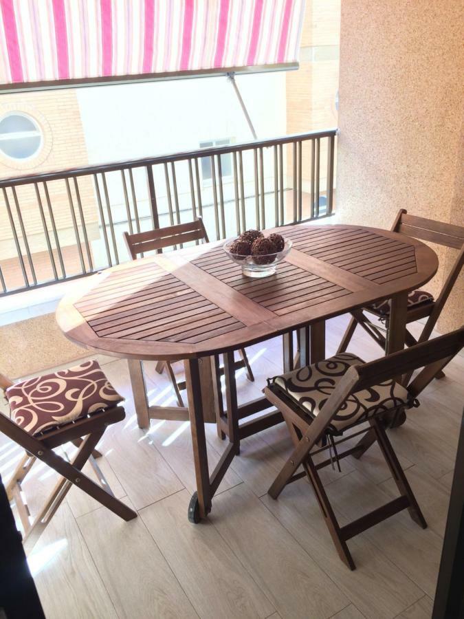 Apartamento Cristina 8 กวาร์ดามาร์เดลเซกูรา ภายนอก รูปภาพ