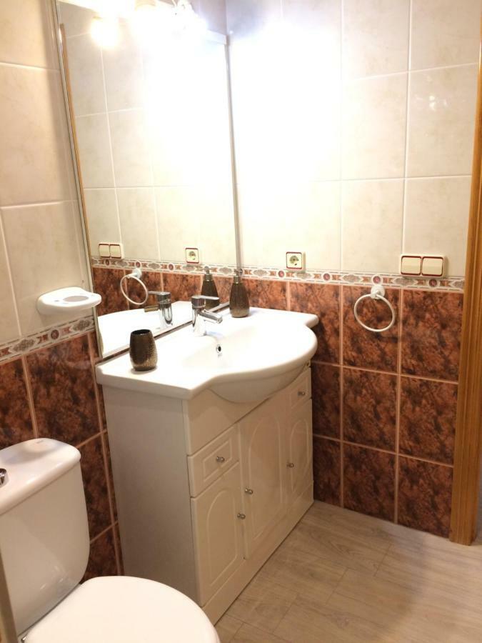 Apartamento Cristina 8 กวาร์ดามาร์เดลเซกูรา ภายนอก รูปภาพ