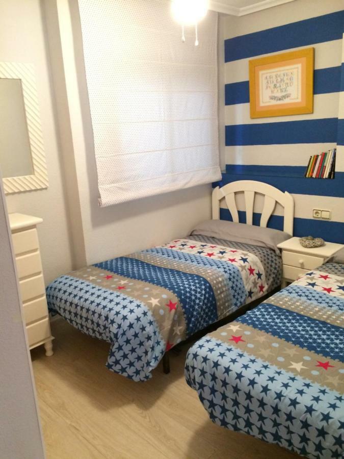 Apartamento Cristina 8 กวาร์ดามาร์เดลเซกูรา ภายนอก รูปภาพ
